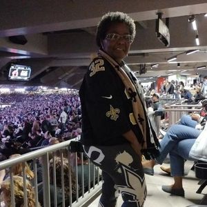 Meet your Posher, Lonnie